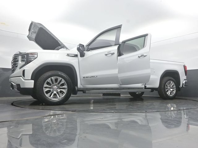 Used 2024 GMC Sierra 1500 Denali w/ Technology Package AWD/4WD image 61