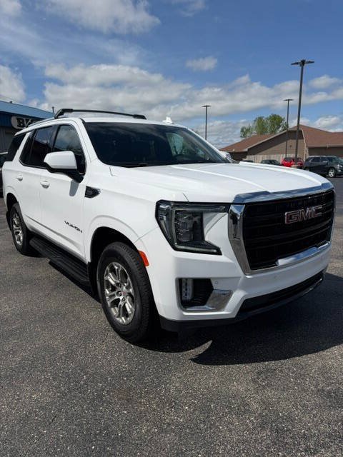Used 2022 GMC Yukon SLE w/ Gmc Pro Safety Plus Package AWD/4WD image 9