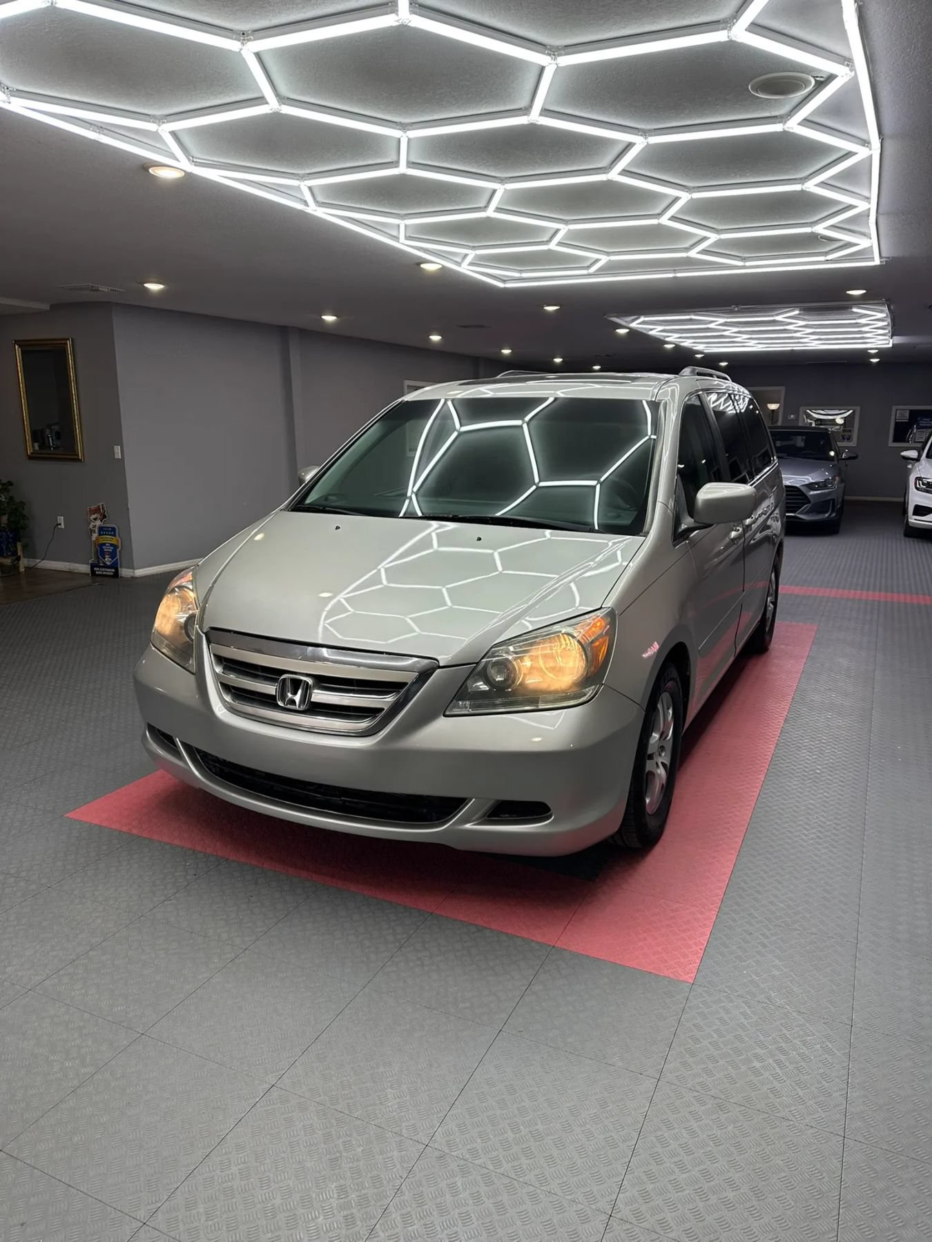 Used 2007 Honda Odyssey EX-L image 2