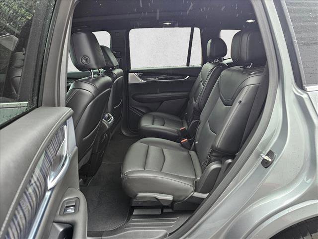 Used 2023 Cadillac XT6 Premium Luxury AWD/4WD image 15