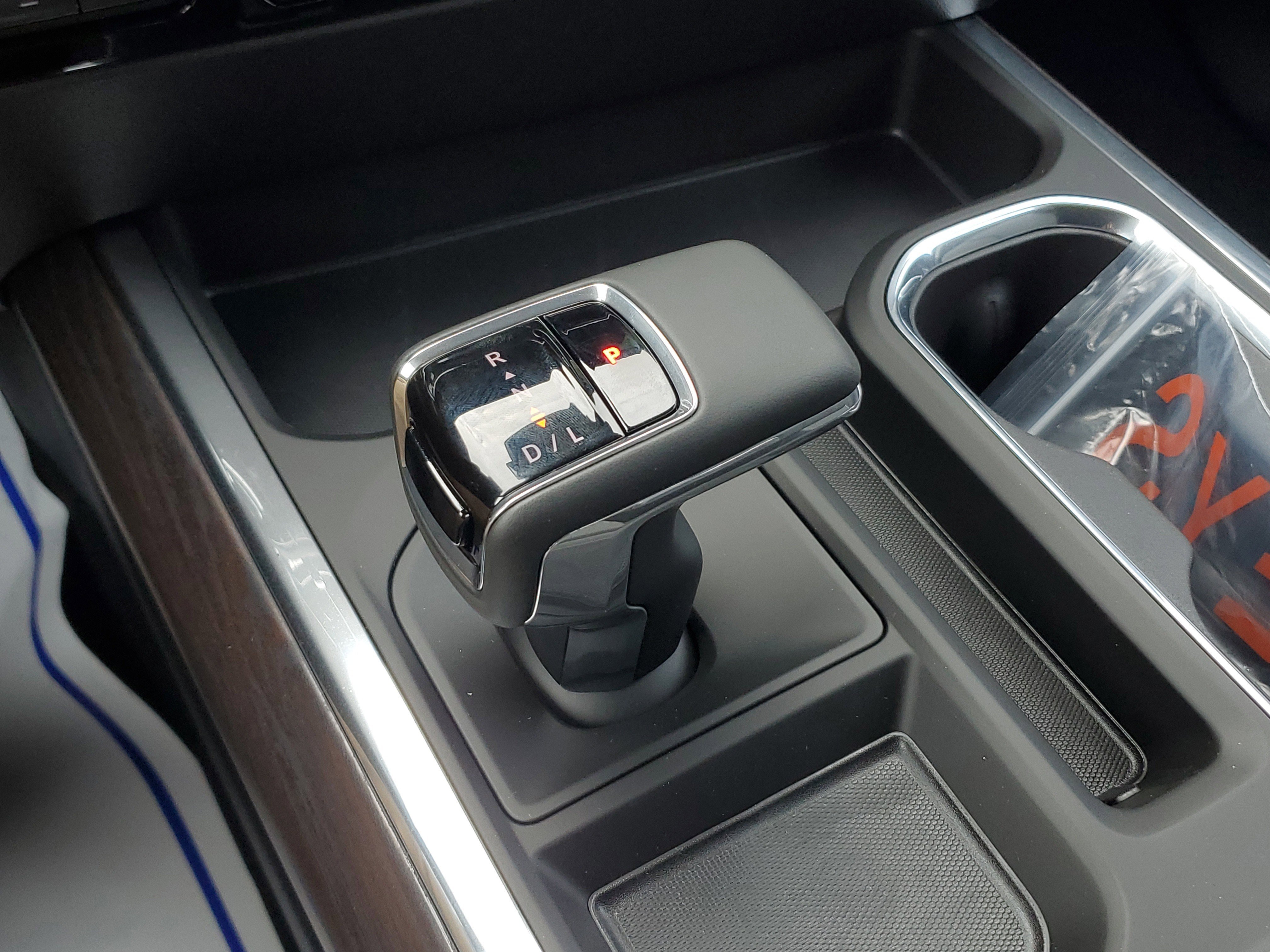 New 2026 GMC Sierra 1500 SLT w/ SLT Convenience Package image 33