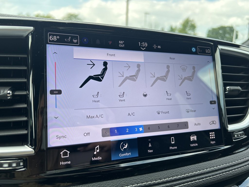 New 2026 Chrysler Pacifica Limited w/ S Appearance Package image 39