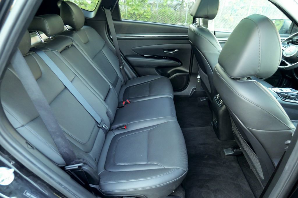 Used 2023 Hyundai Tucson Limited AWD/4WD image 32