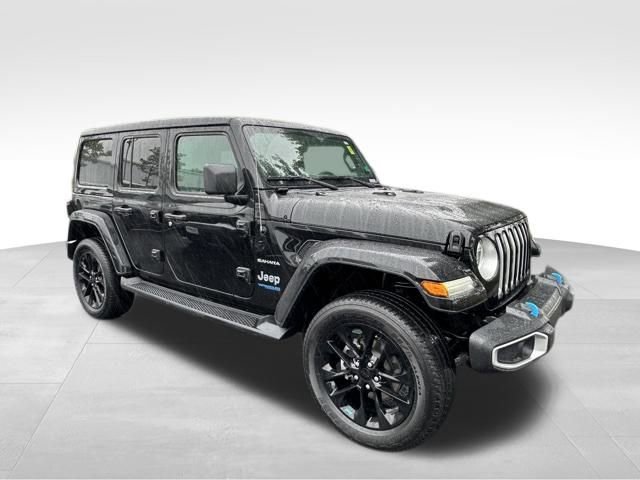 Used 2022 Jeep Wrangler Unlimited Sahara w/ Cold Weather Group image 11