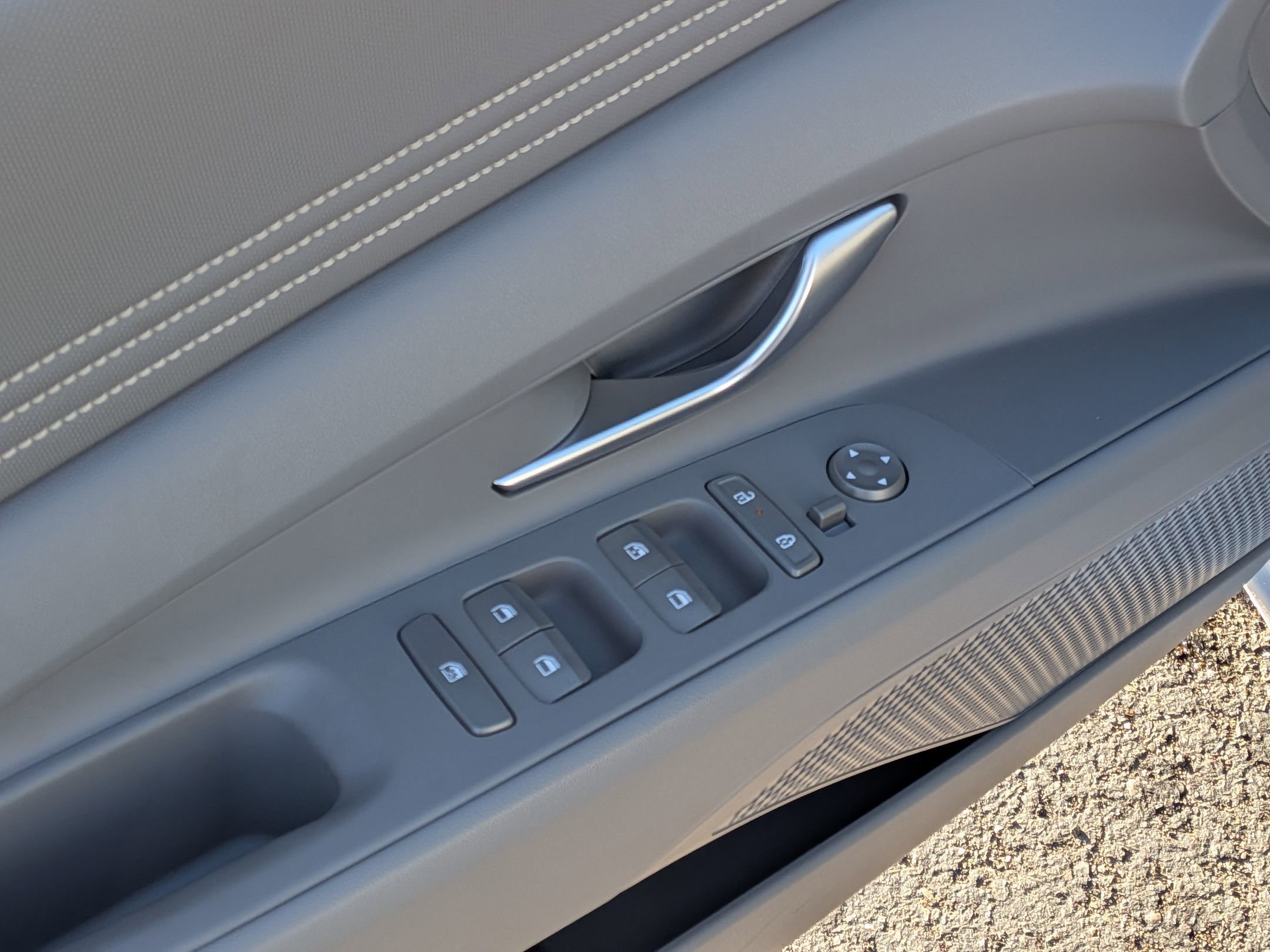 New 2026 Hyundai Elantra Sport FWD image 16