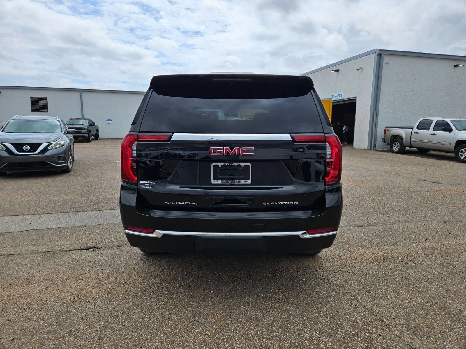 New 2026 GMC Yukon Elevation AWD/4WD image 5