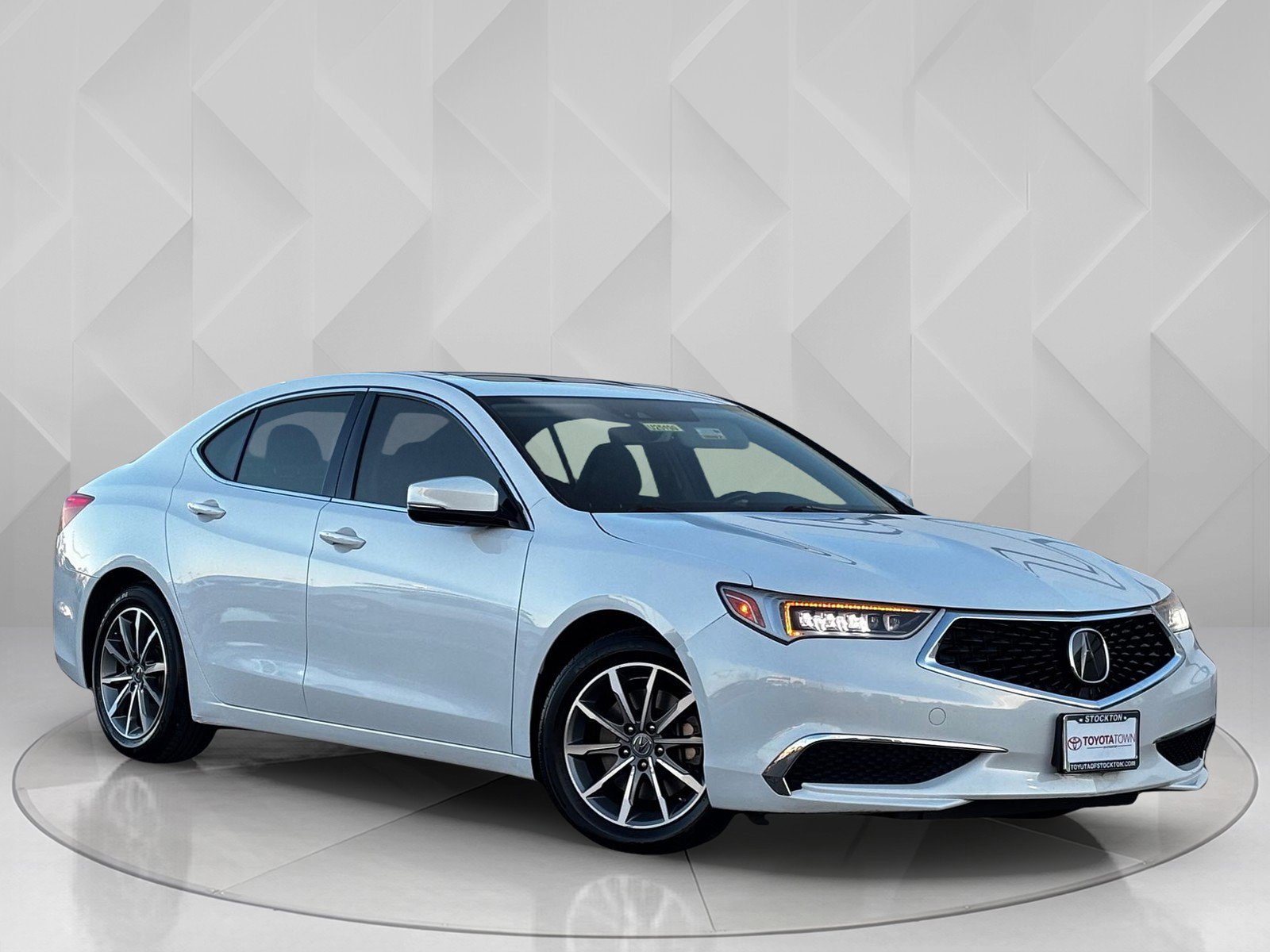 Used 2020 Acura TLX w/ Technology Package image 5