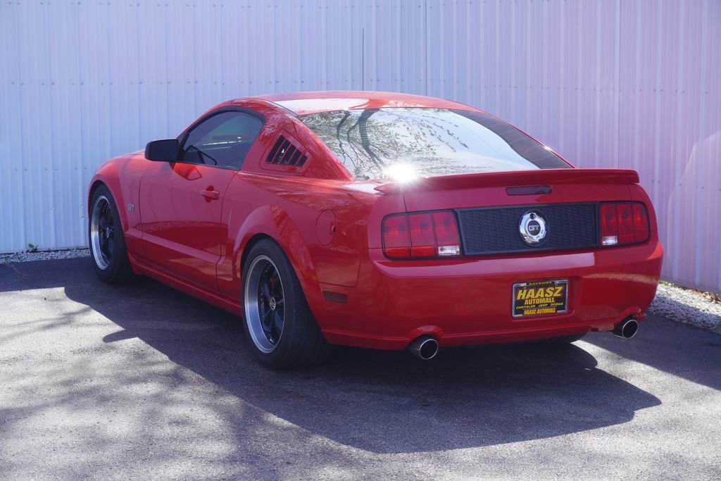 Used 2007 Ford Mustang GT Premium RWD image 4