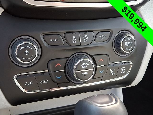 Certified 2020 Jeep Cherokee Limited image 17