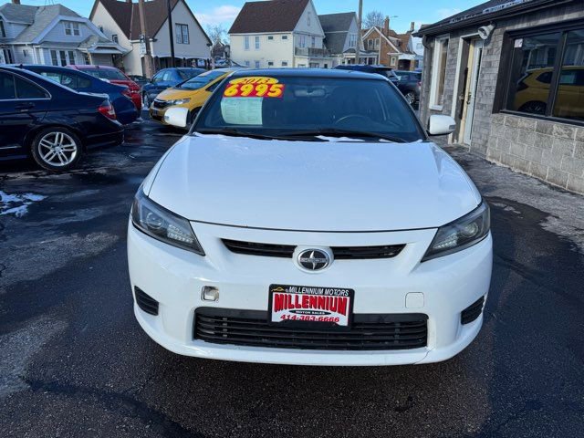 Used 2013 Scion tC image 2