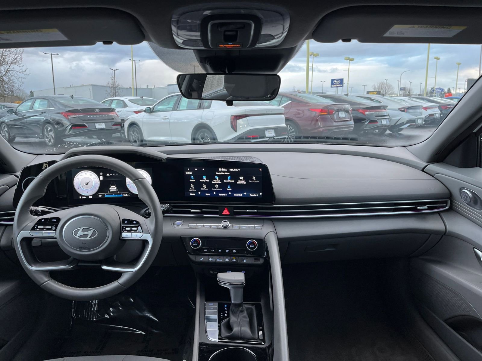 Used 2025 Hyundai Elantra SEL image 34