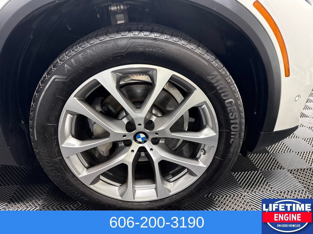 Used 2023 BMW X5 xDrive40i w/ Premium Package AWD/4WD image 5