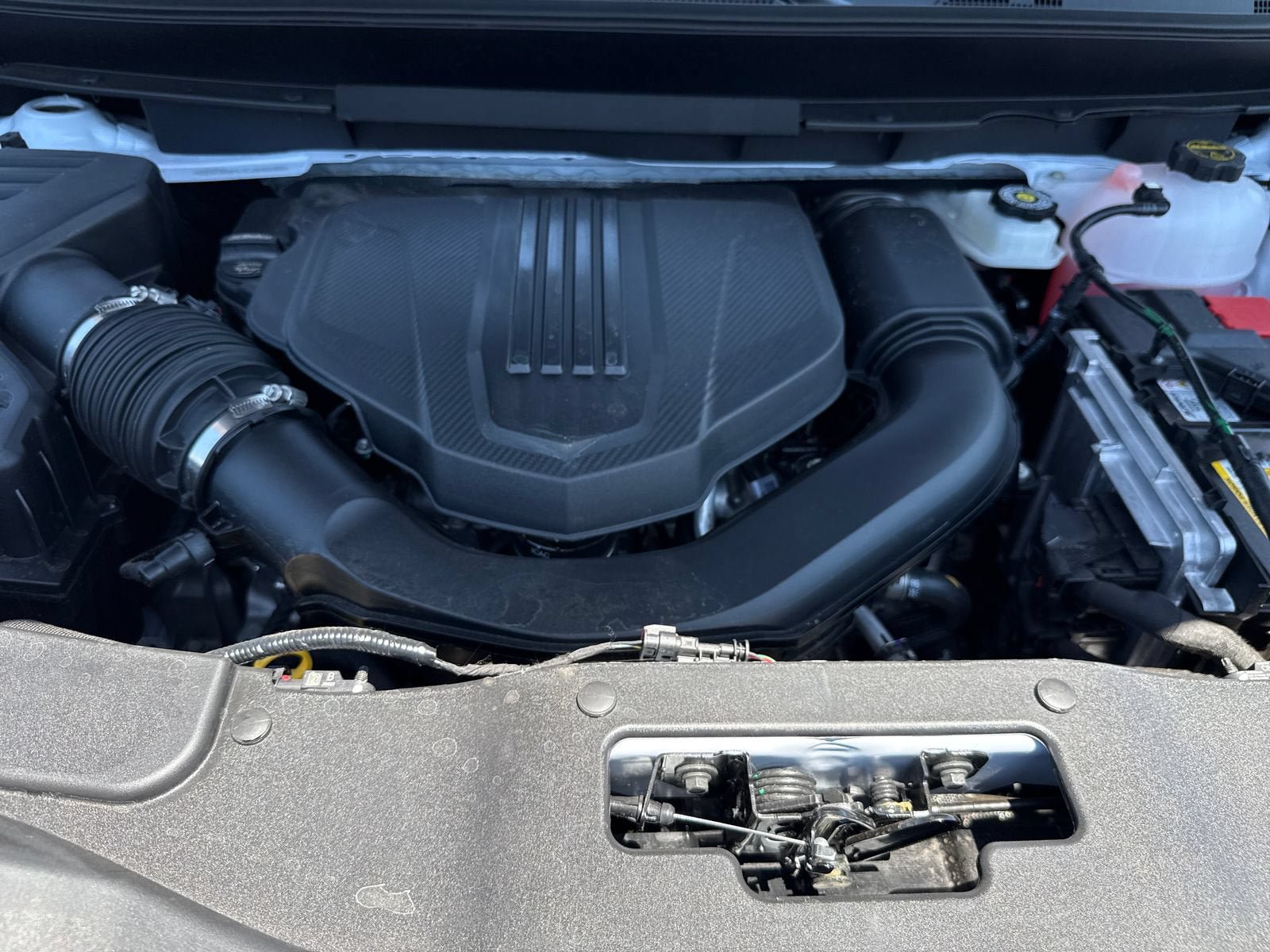 New 2026 GMC Acadia Elevation w/ Super Cruise Package FWD image 19
