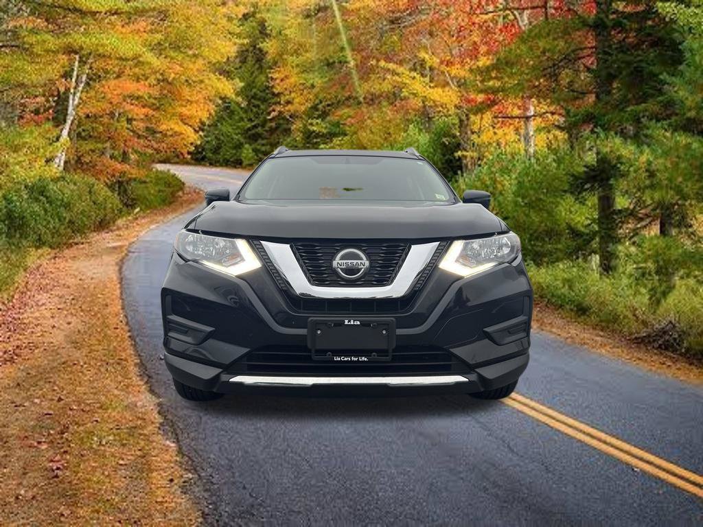Used 2018 Nissan Rogue SV w/ Sun & Sound Touring Package AWD/4WD image 6
