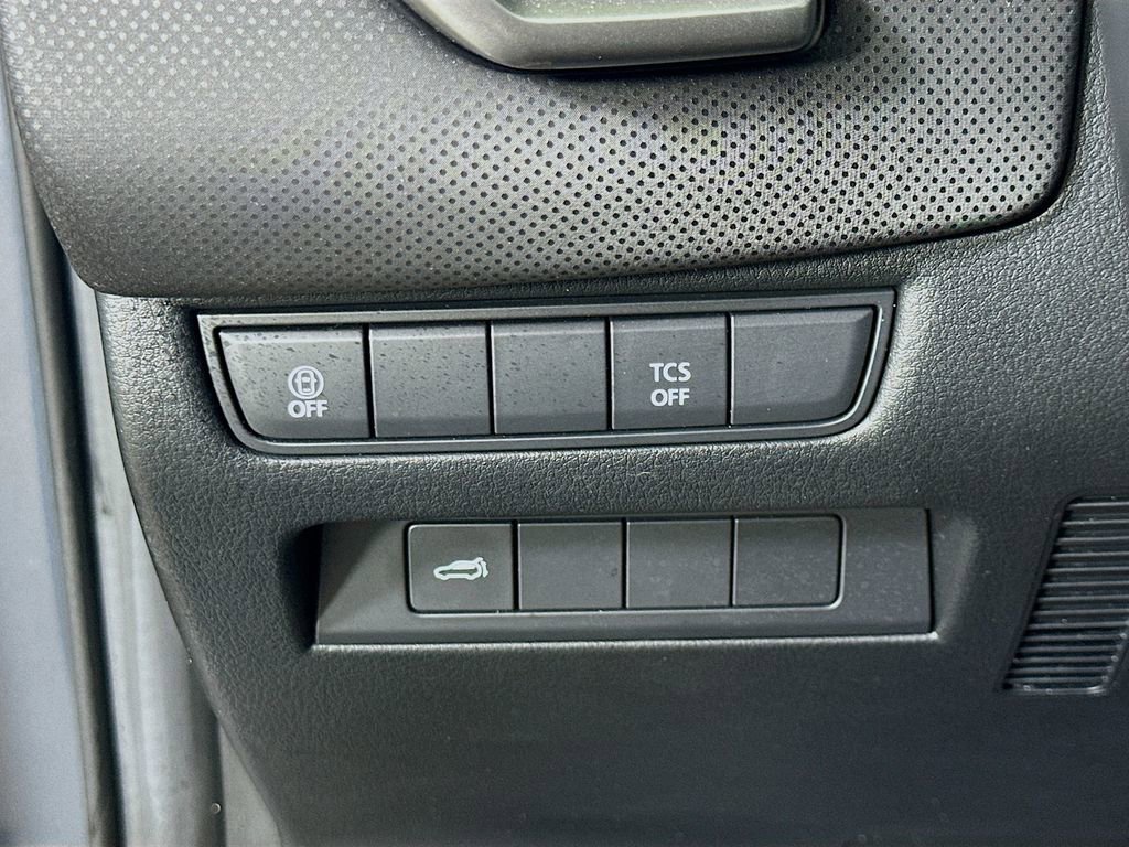 Used 2025 MAZDA CX-50 AWD 2.5 S w/ Premium Package image 21