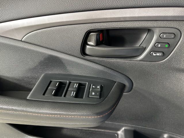 Used 2022 Honda Pilot TrailSport image 17