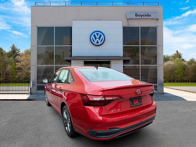 Certified 2023 Volkswagen Jetta SE FWD image 5