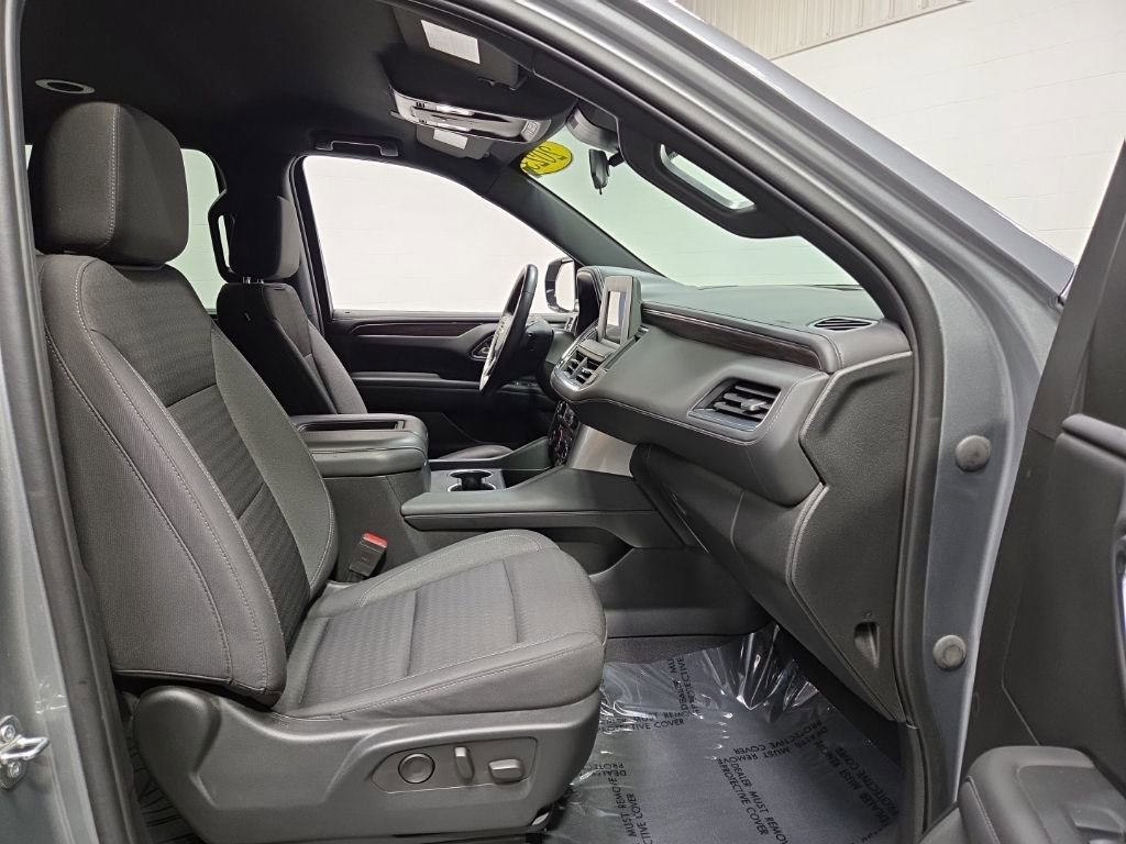 Used 2023 Chevrolet Suburban LS AWD/4WD image 10
