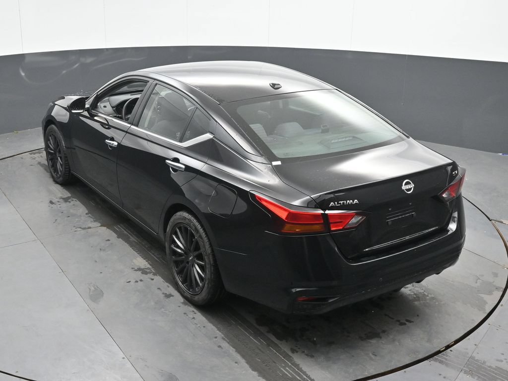 Used 2023 Nissan Altima 2.5 SV FWD image 37