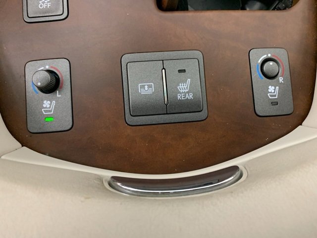 Used 2012 Lexus LS 460 AWD image 28