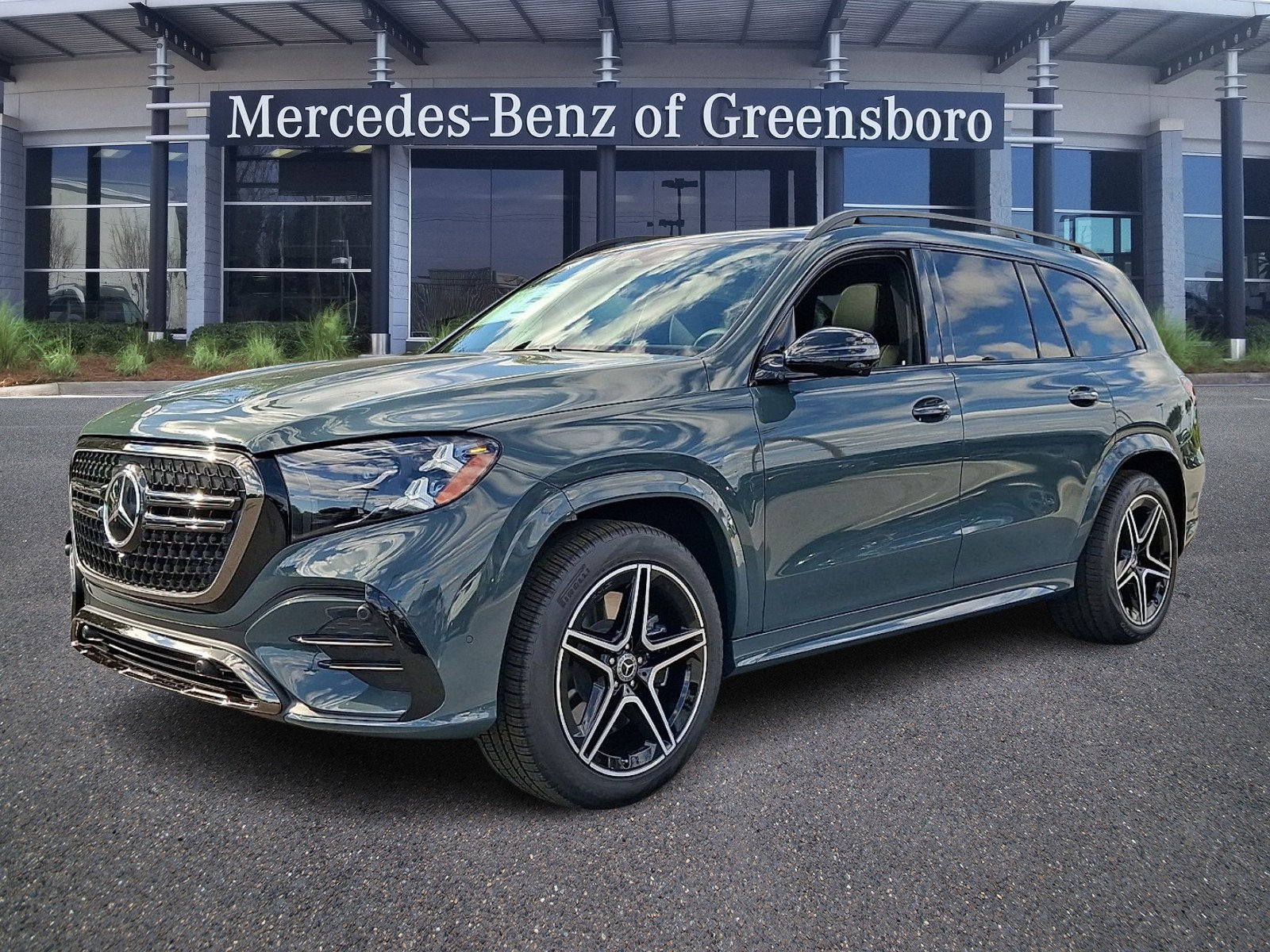 New 2027 Mercedes-Benz GLS 450 4MATIC image 2