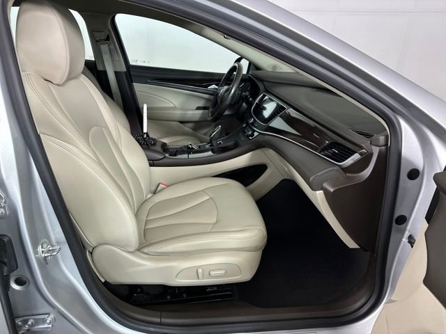 Used 2017 Buick LaCrosse Preferred image 28