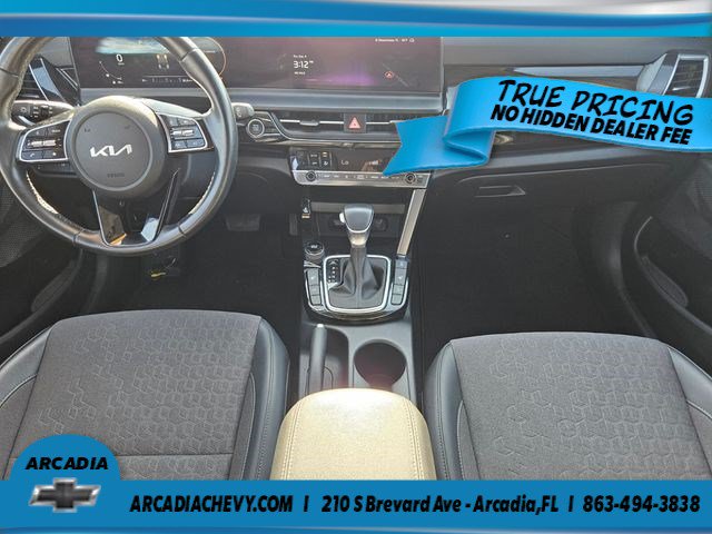Used 2024 Kia Seltos S AWD/4WD image 8