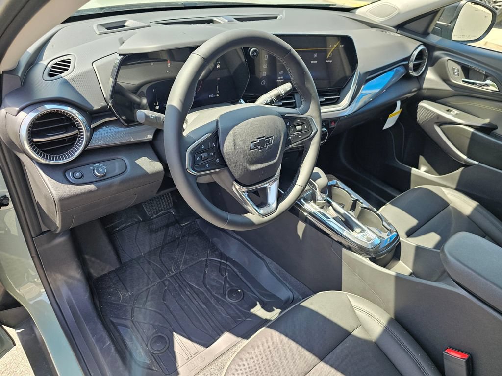 New 2026 Chevrolet Trax ACTIV w/ Sunroof Package FWD image 19