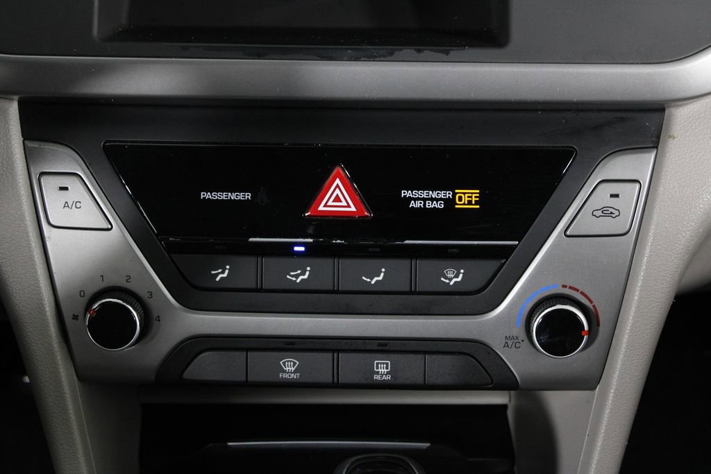 Used 2017 Hyundai Elantra SE w/ Cargo Package image 20