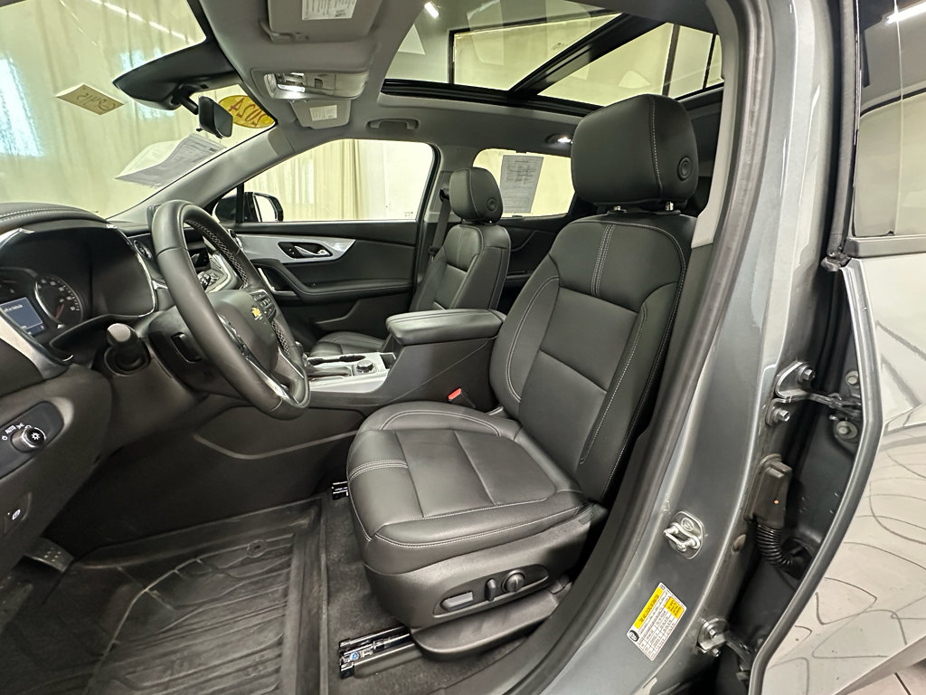 Used 2024 Chevrolet Blazer LT w/ Sound & Technology Package AWD/4WD image 21
