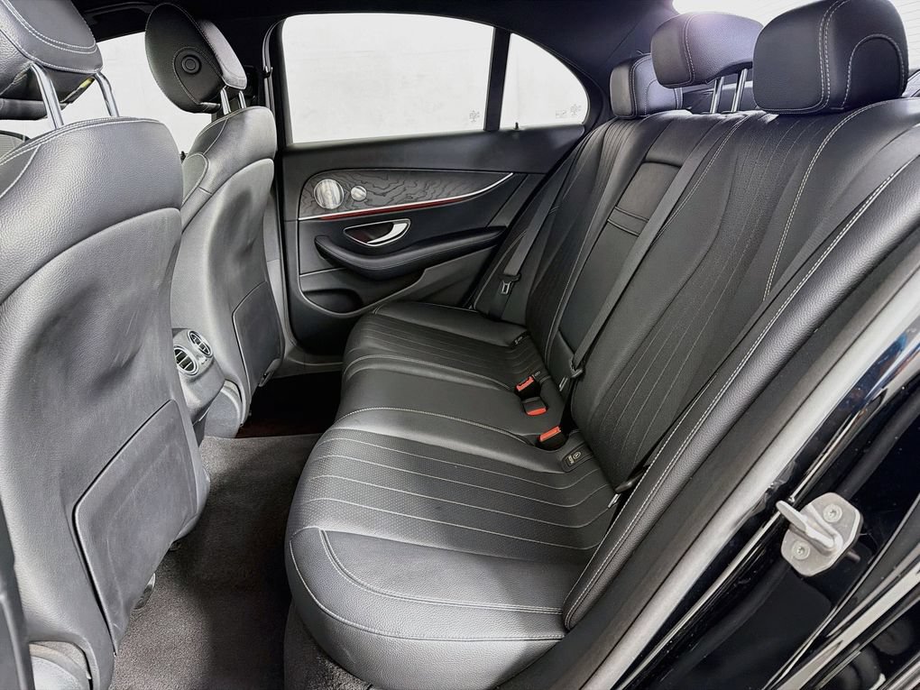 Used 2017 Mercedes-Benz E 300 image 33