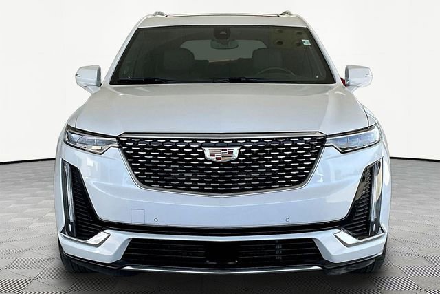 Used 2024 Cadillac XT6 Premium Luxury w/ Technology Package image 2