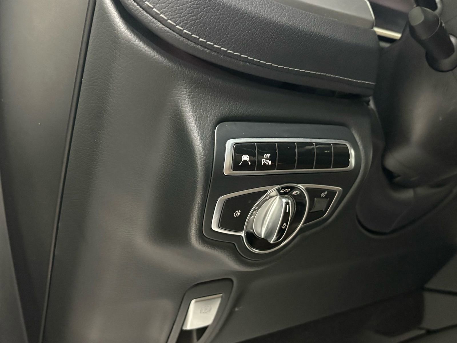 Used 2019 Mercedes-Benz G 550 image 24