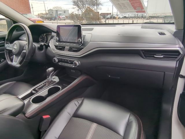 Used 2024 Nissan Altima 2.5 SR image 22