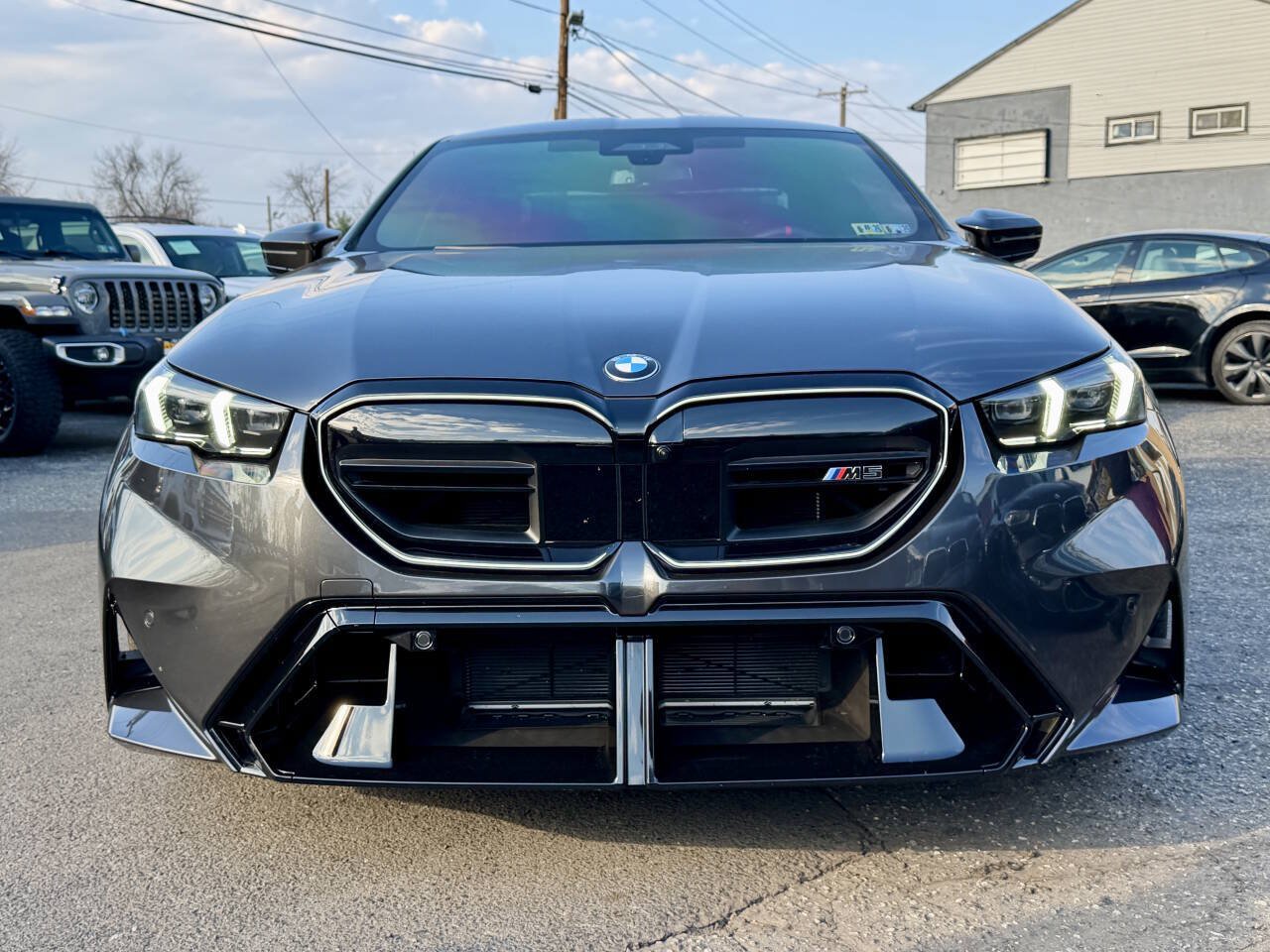 Used 2026 BMW M5 w/ Carbon Package AWD/4WD image 2