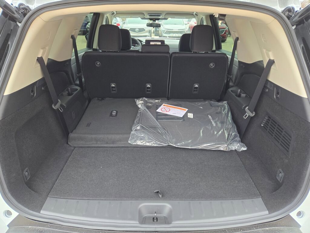 New 2026 Nissan Pathfinder SV image 13