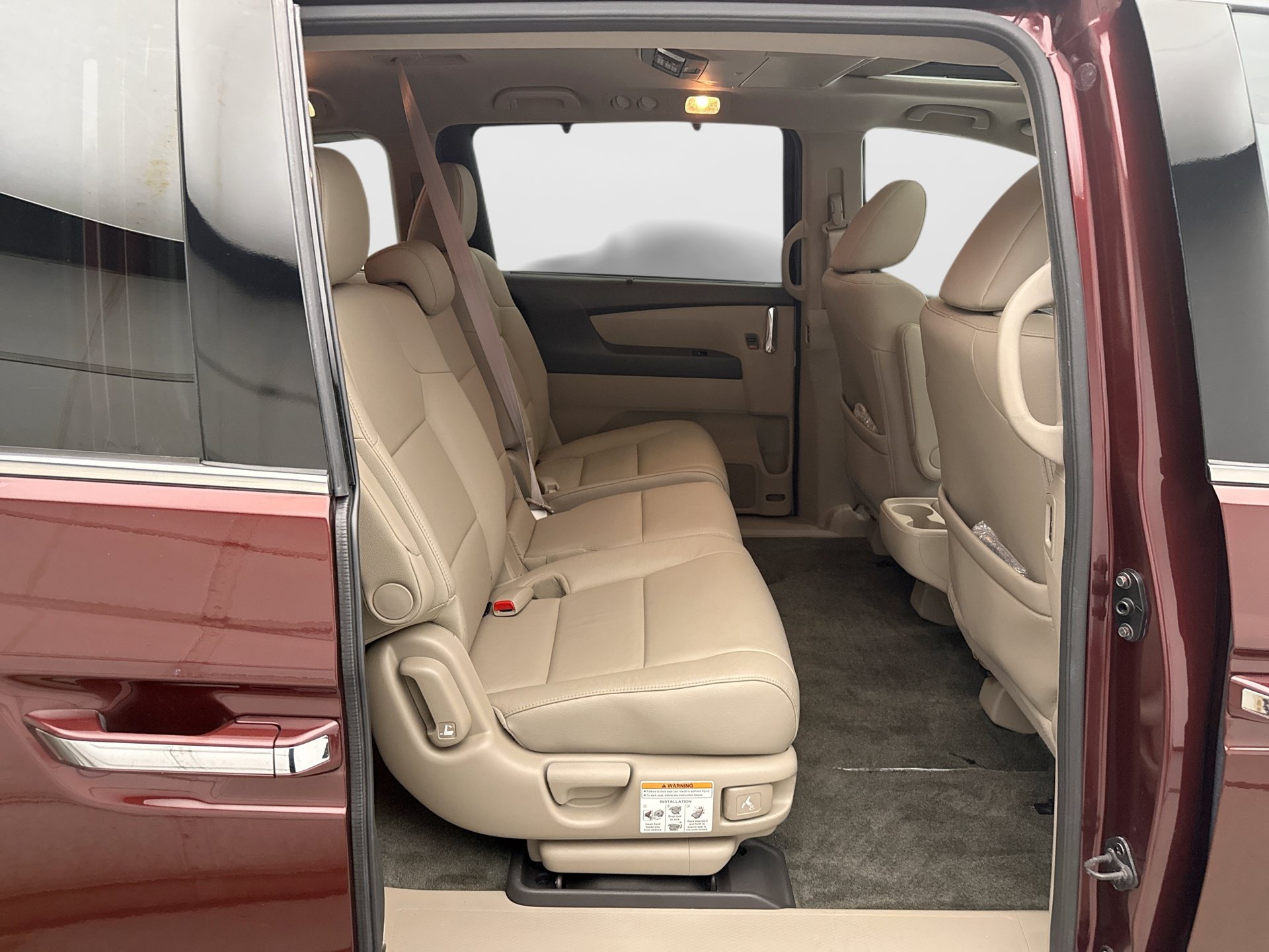 Used 2016 Honda Odyssey Touring Elite image 19