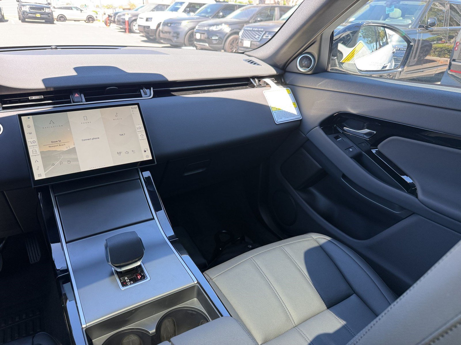 New 2026 Land Rover Range Rover Evoque S AWD/4WD image 30