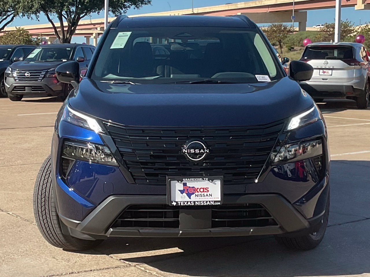 New 2027 Nissan Rogue Dark Armor AWD/4WD image 2
