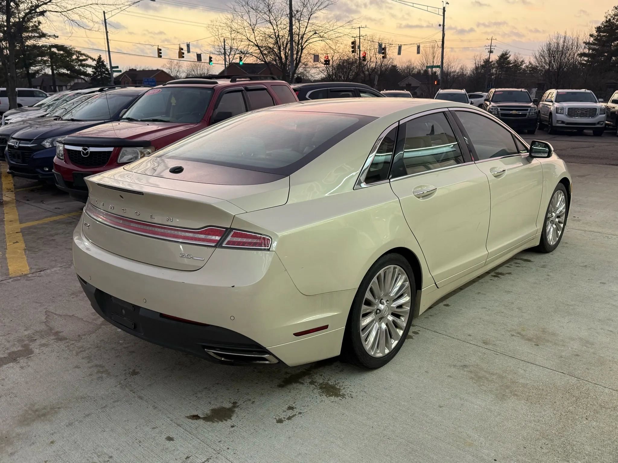 Used 2016 Lincoln MKZ w/ Equipment Group 300A Reserve image 3