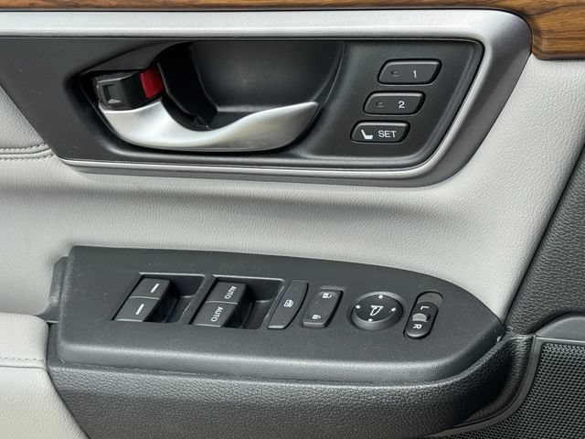 Used 2017 Honda CR-V Touring image 31