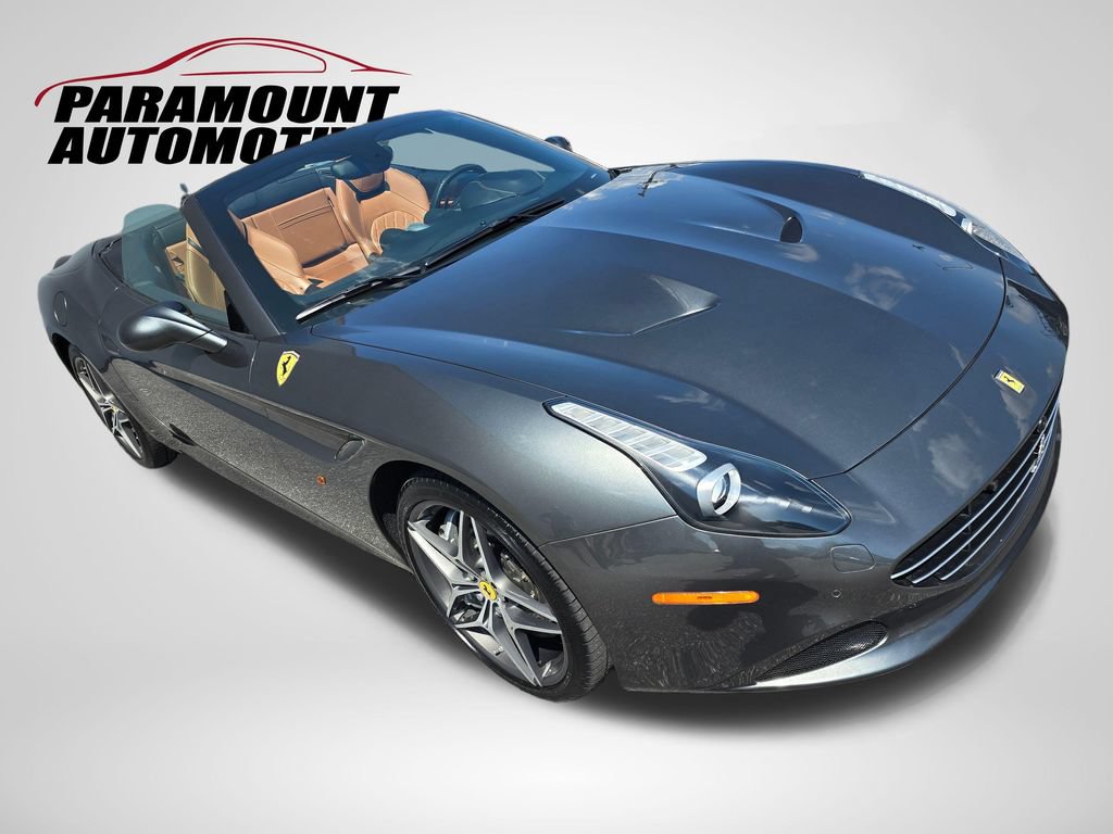 Used 2015 Ferrari California T RWD image 11