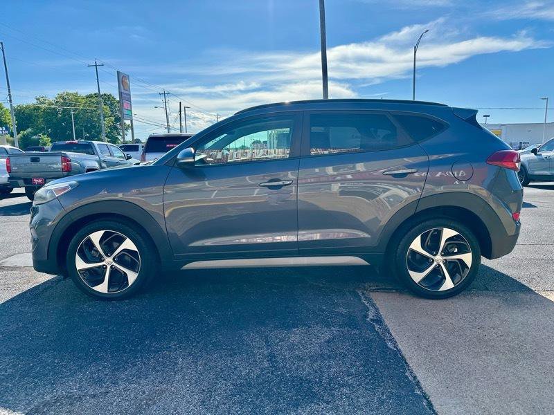 Used 2018 Hyundai Tucson Value AWD/4WD image 5