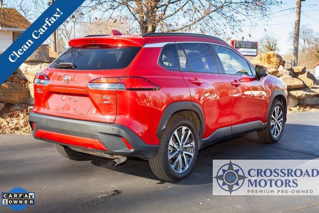 Used 2022 Toyota Corolla Cross XLE w/ Convenience Package image 6