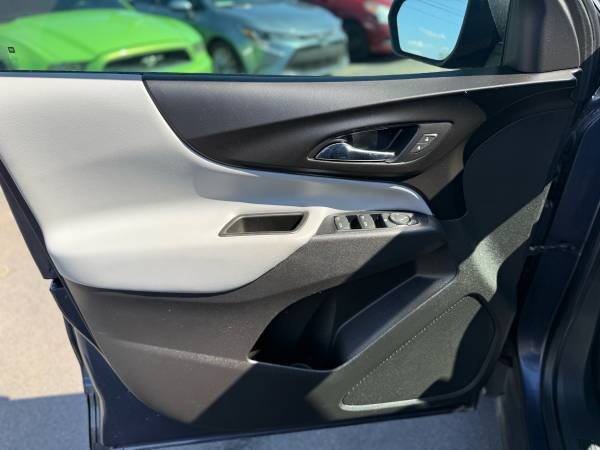 Used 2019 Chevrolet Equinox LS FWD image 9