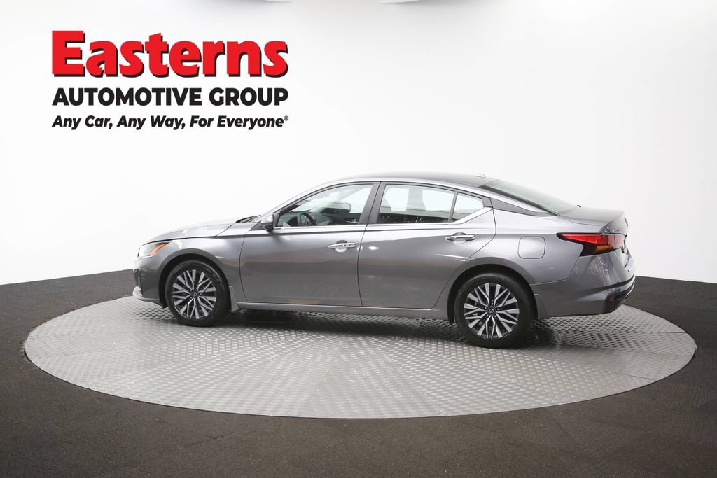 Used 2023 Nissan Altima 2.5 SV AWD/4WD image 61