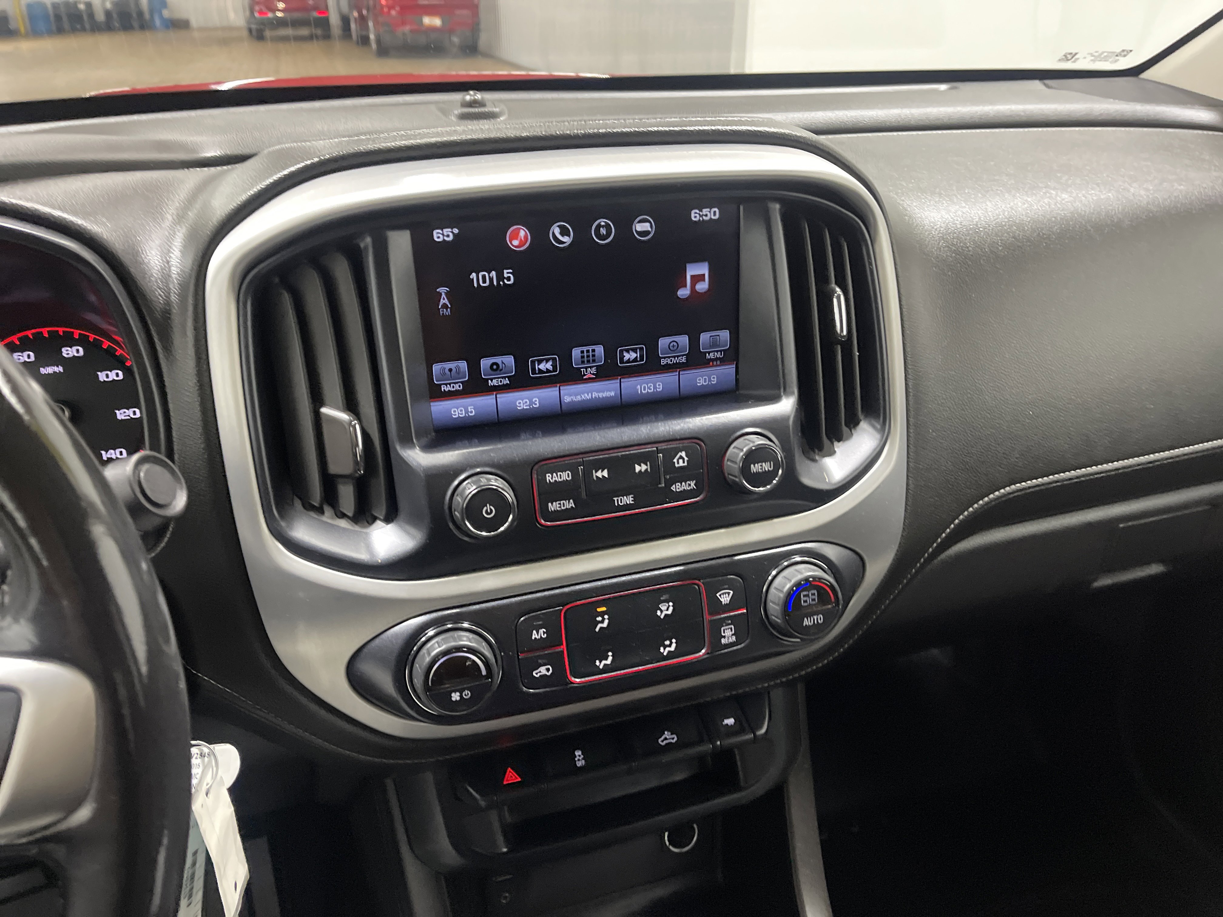 Used 2016 GMC Canyon SLE w/ SLE Convenience Package image 30