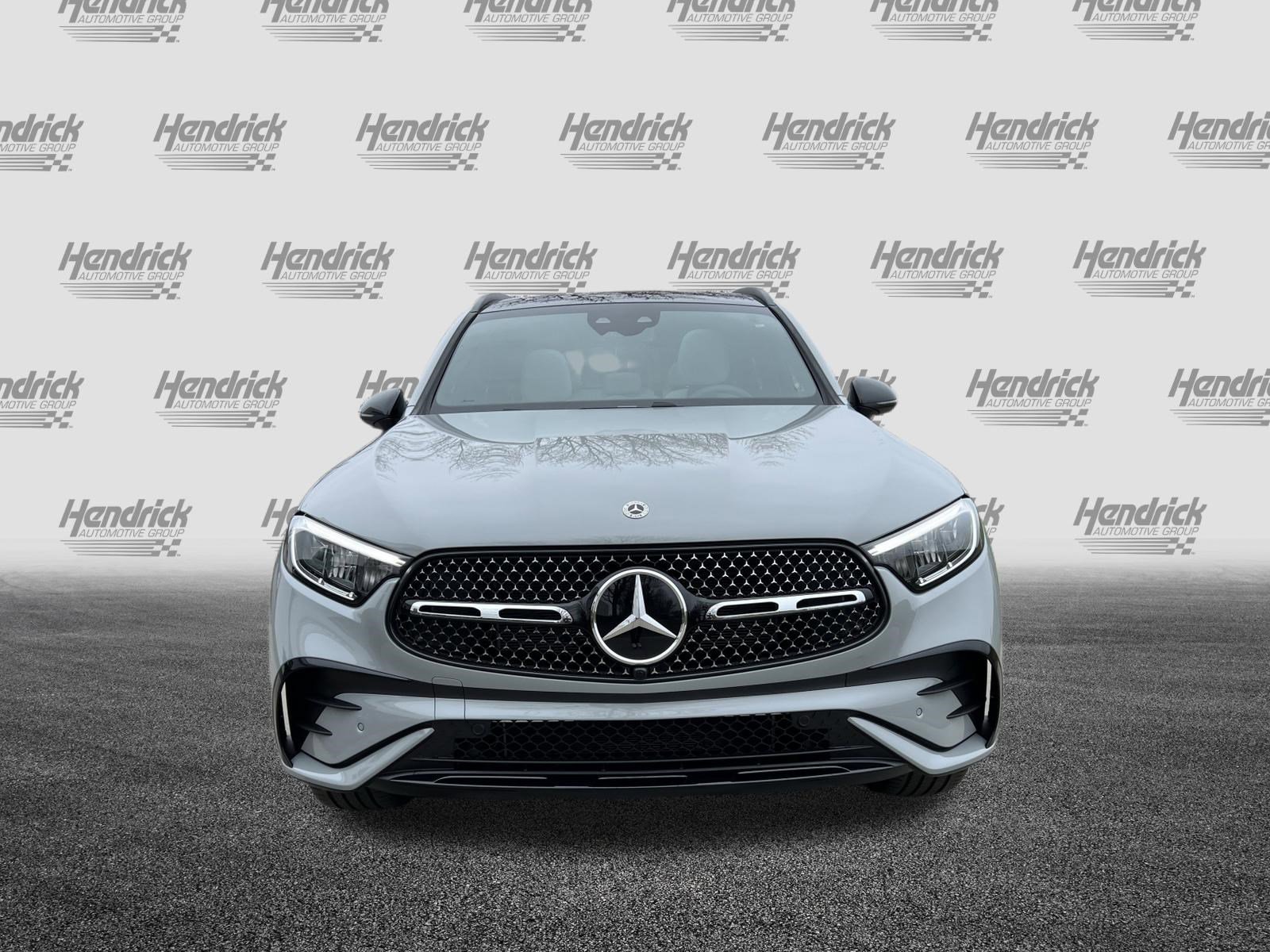 New 2026 Mercedes-Benz GLC 300 4MATIC image 3