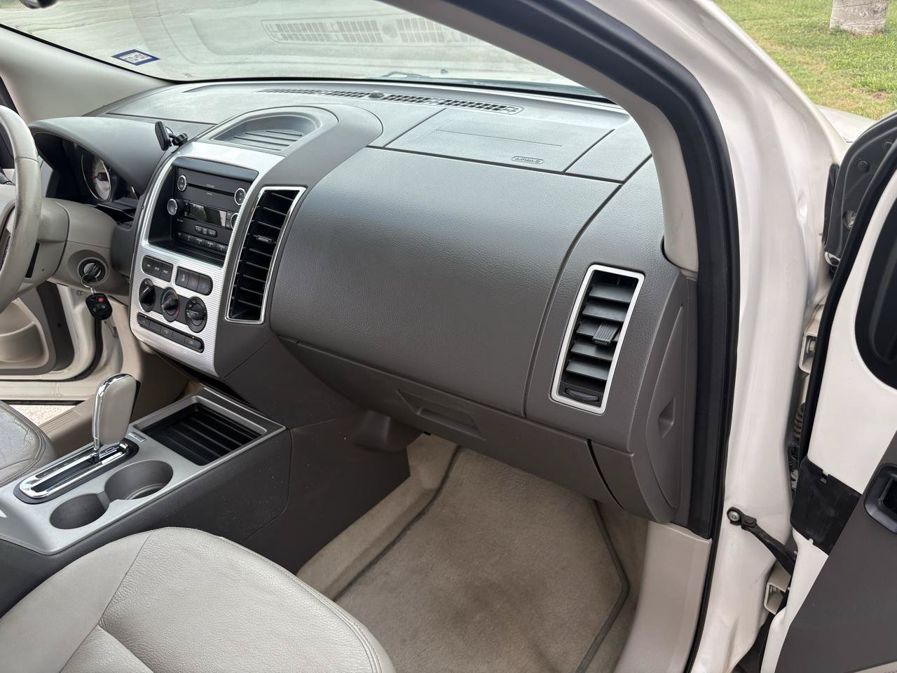 Used 2008 Ford Edge SEL FWD image 24