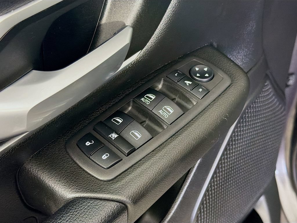 Used 2023 RAM 1500 Big Horn AWD/4WD image 28